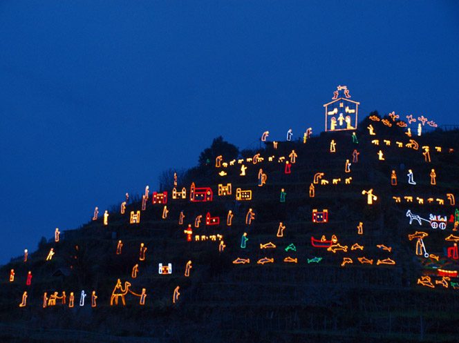 Il Presepe di luci a Manarola, Cinque Terre - Il Centuplo